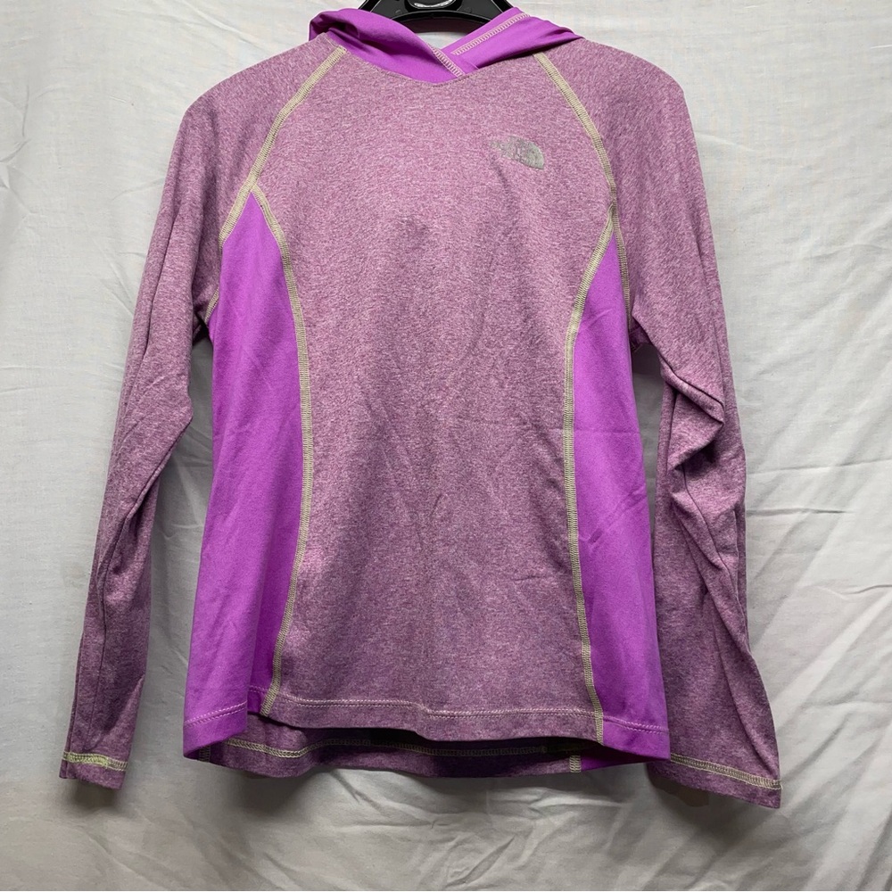 The north face long sleeve shirt hood athletic shirt girls medium 10/12 purple